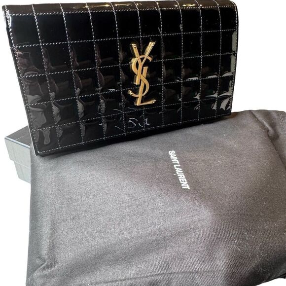 NWT YSL Patent Quilted Leather Cassandre Wallet on Chain - Picture 2 of 8